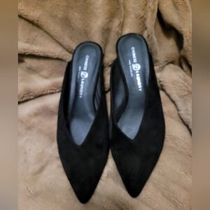 SIZE 10 Black Chinese Laudey Mules
